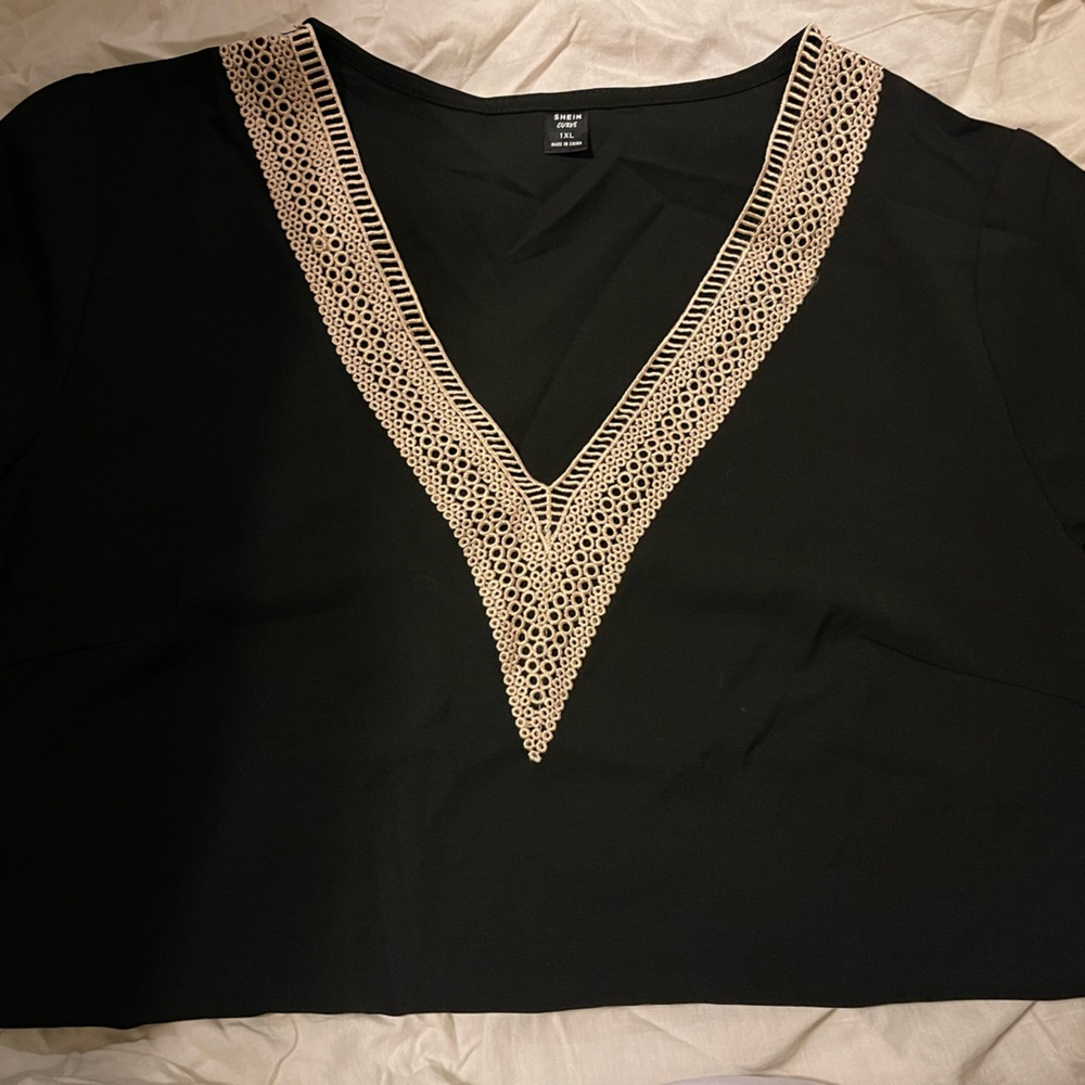 Black Short Sleeve Chiffon Top